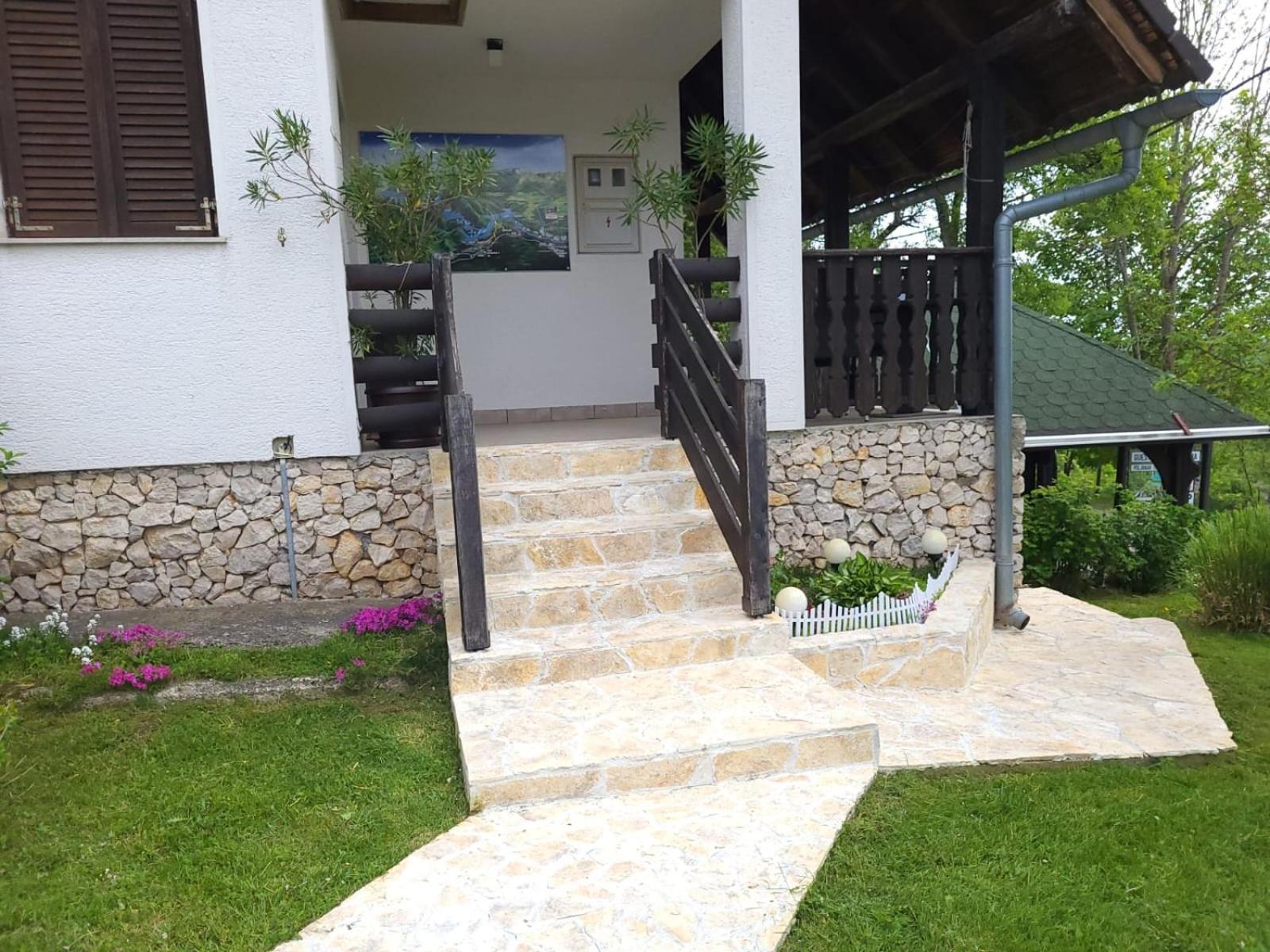 Guest House Stefanija Poljanak Exterior photo